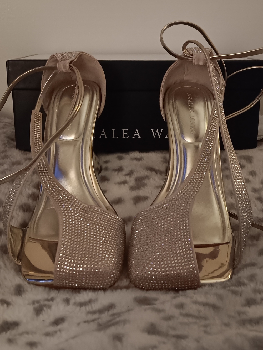 Azalea Wang Builary Gold Rhinestone Ankle-Tie Chunky Heel Sandals Women Size 7.5